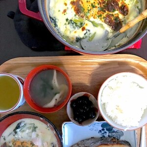 牛乳消費応援！ほうれん草とエビの手作りグラタン